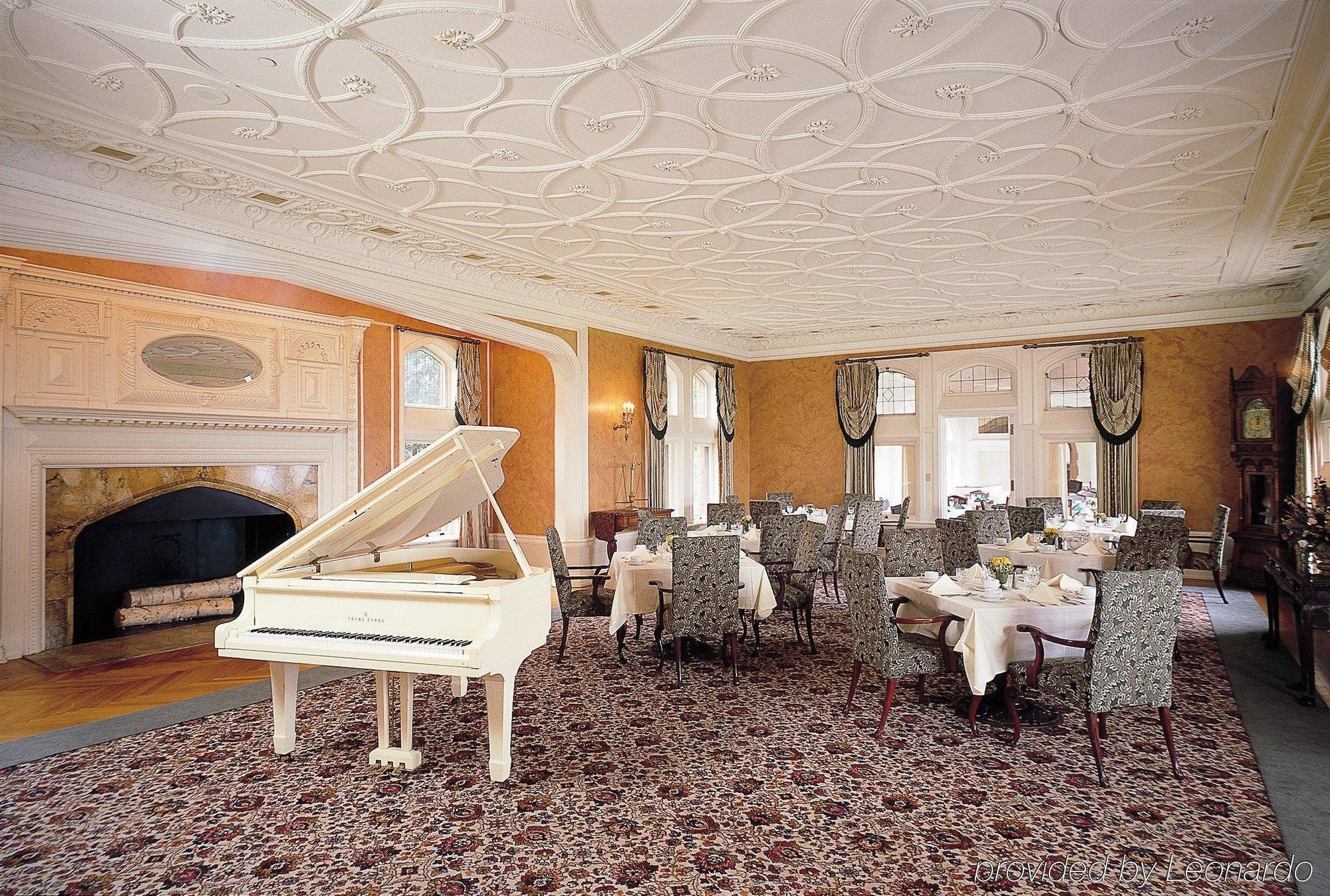 Cranwell Spa And Golf Resort (Adults Only) Lenox Restoran foto